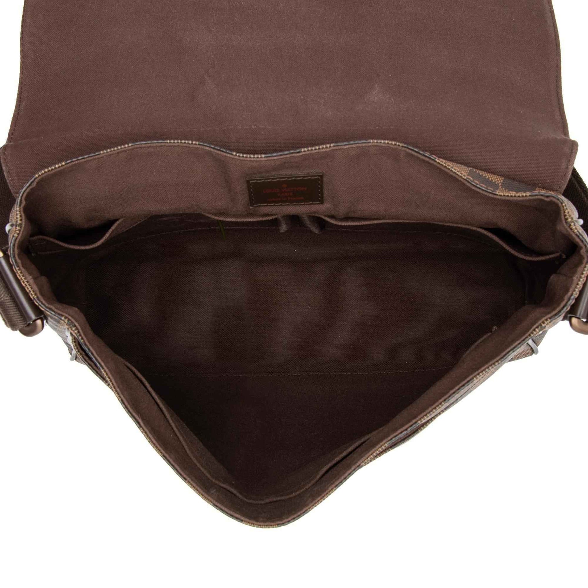 LV Damier Ebene District MM Messenger Bag