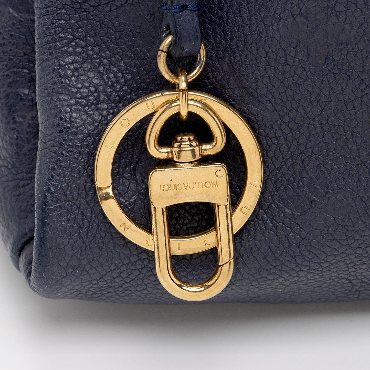 Wolvess Monogram Empreinte Artsy MM Shoulder Bag - Wolvess