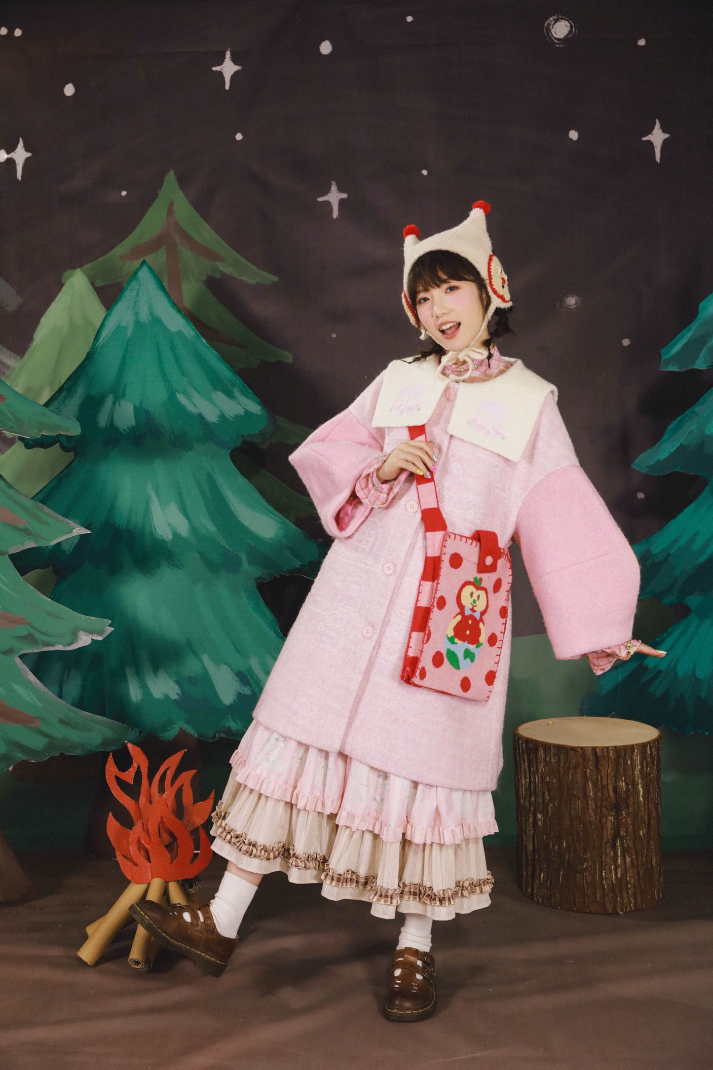 Earth Love Apple Phone Pouch - Wolvess