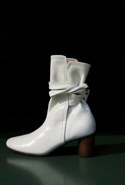 Leather Ankle Boots with Block Heel - Wolvess