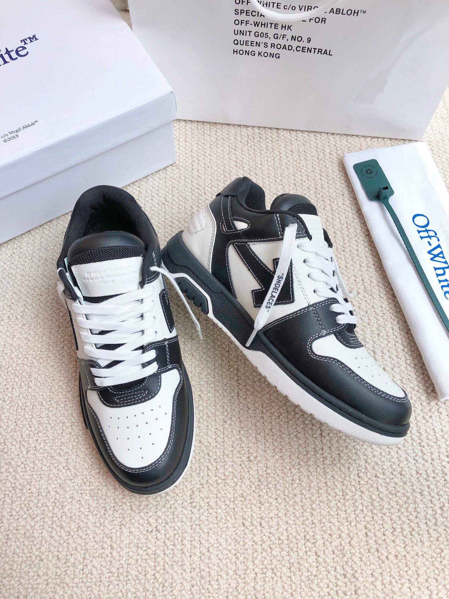 Off-White 'Out of Office' - White/Black Sneakers