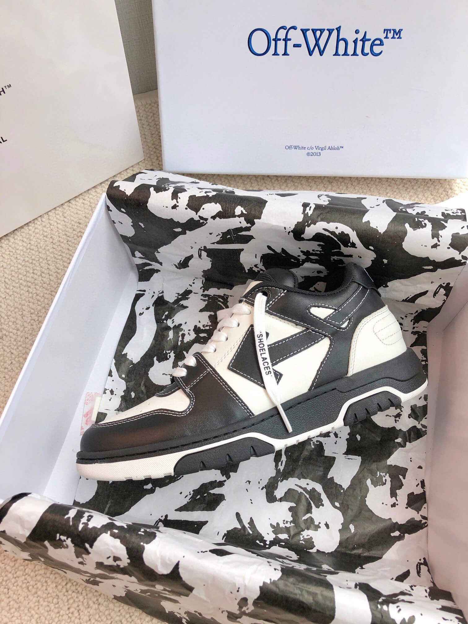 Off-White 'Out of Office' - White/Black Sneakers