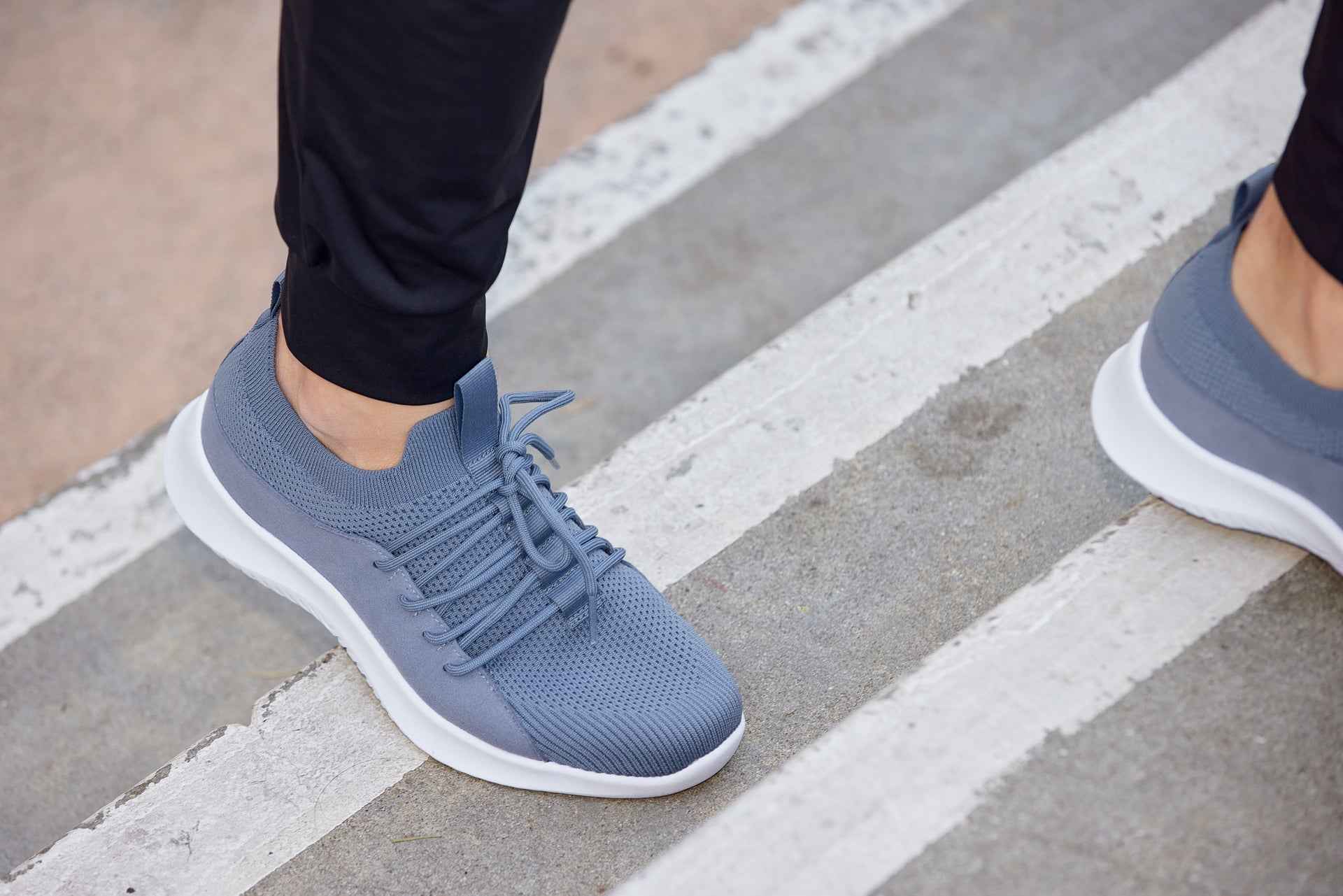 CALTO - Q133 - 2.4 Inches Taller (Light Slate Gray/White Sole) - Ultra Lightweight Sneakers Tallmenshoes.com