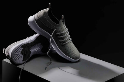 CALTO - Q134 - 2.4 Inches Taller (Light Gray/White Sole) - Ultra Lightweight Sneakers Tallmenshoes.com