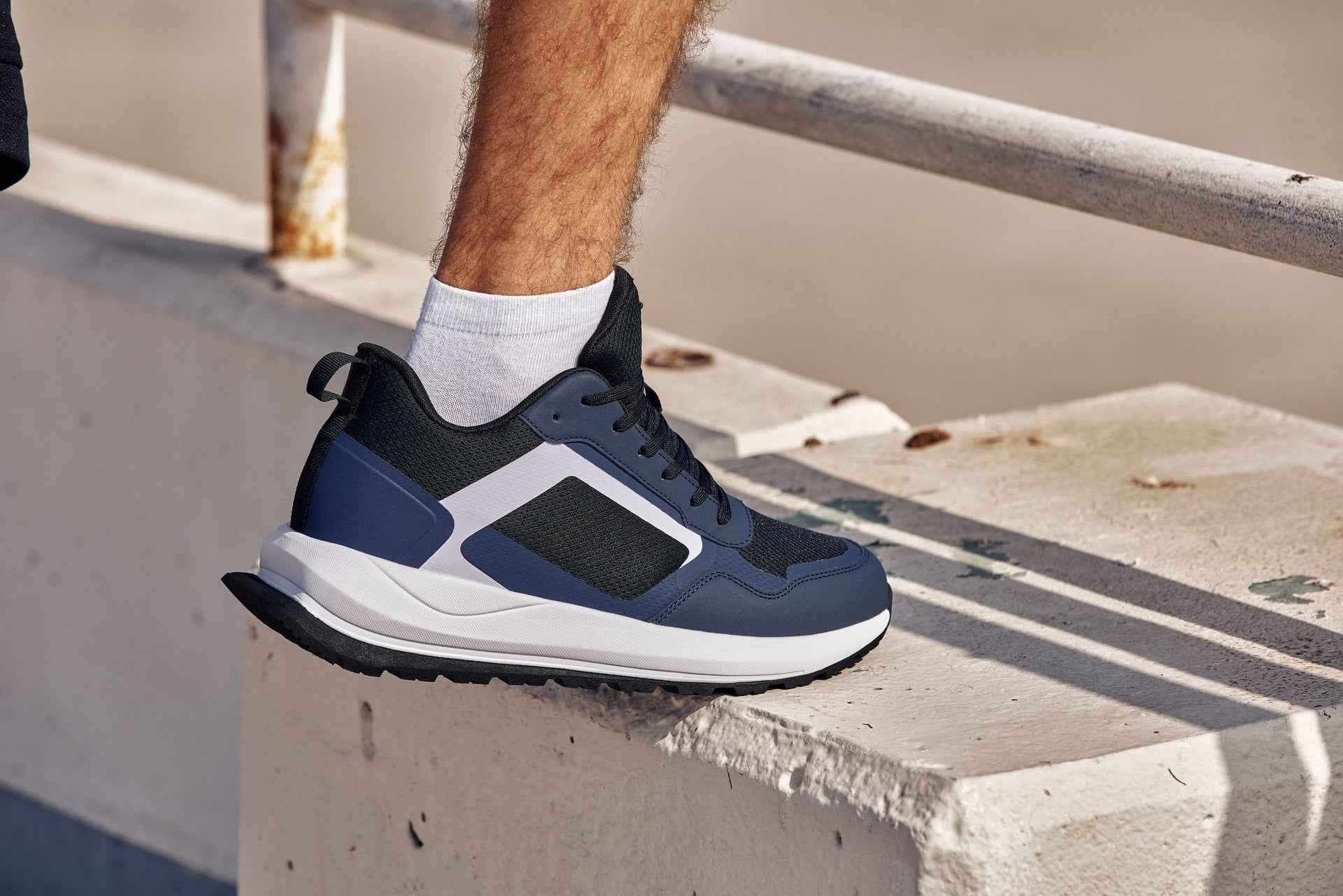 CALTO - Q152  - 2.4 Inches Taller (Navy/Black) Tallmenshoes.com