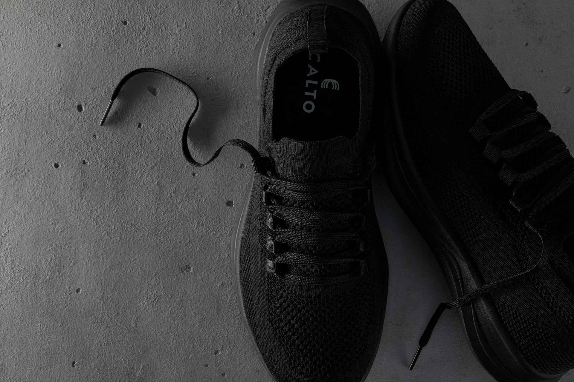 CALTO - QA060 - 2.4 Inches Taller (Black/Black Sole) - Lightweight Knitted Sneakers Tallmenshoes.com
