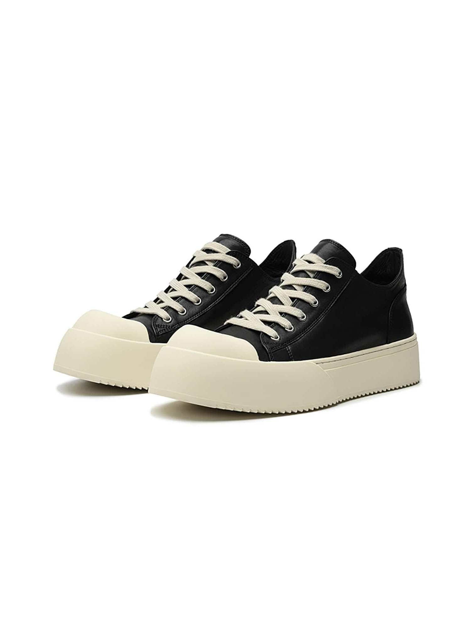 Low-Top Sneakers - Wolvess