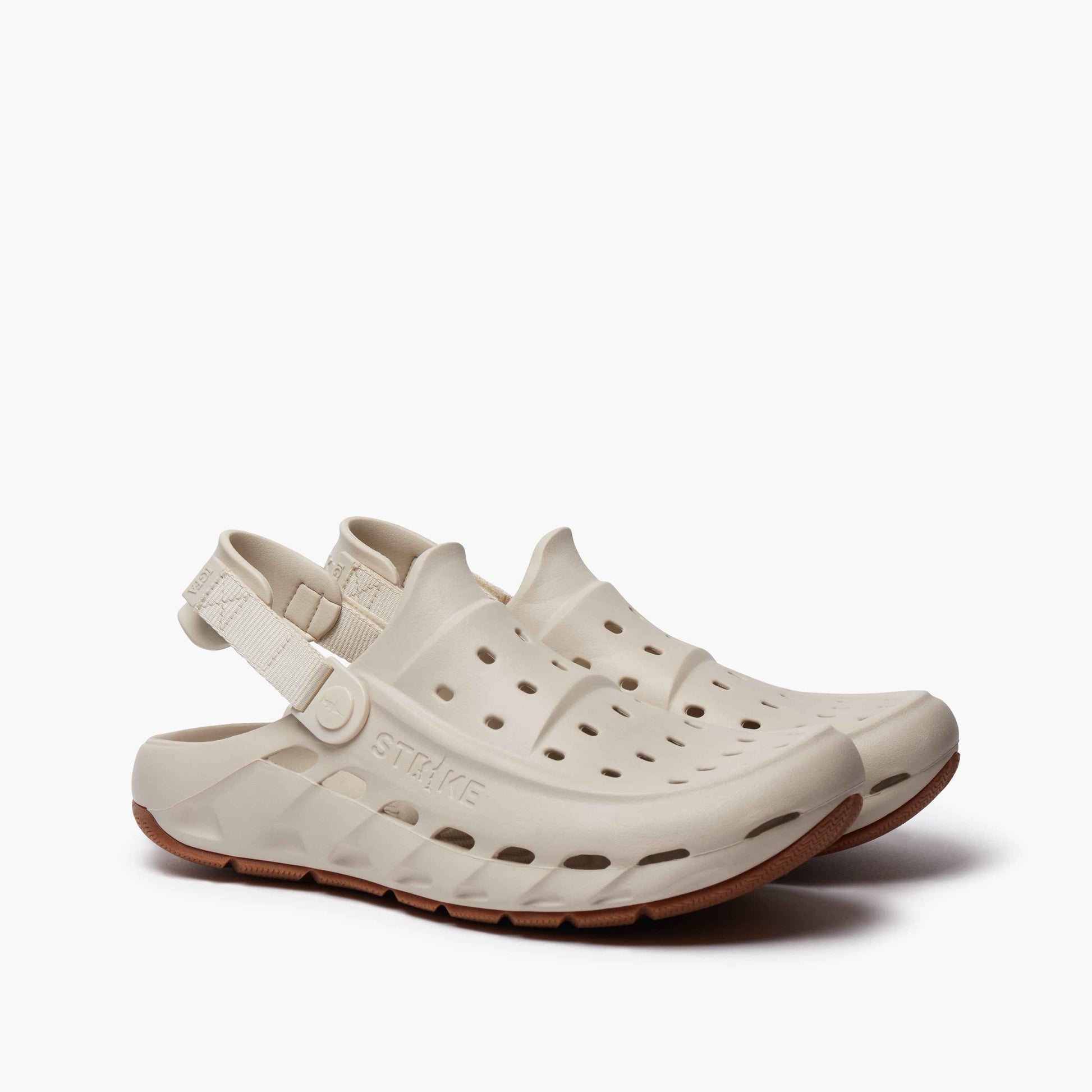 Dogtooth Clog