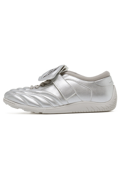 Metallic Silver Velcro Athletic Training Shoes - Wolvess