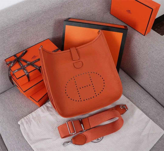 Sneakernational - Evelyne Bag 004