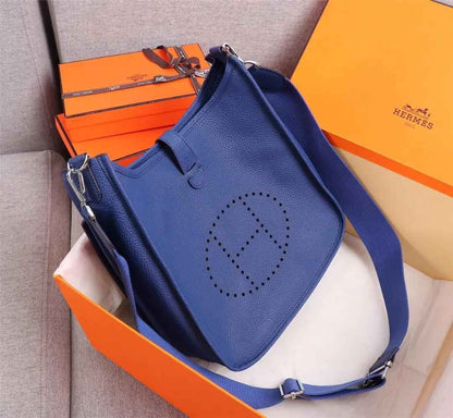 Sneakernational - Evelyne Bag 006