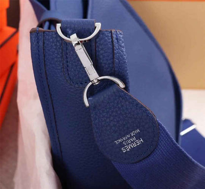 Sneakernational - Evelyne Bag 006