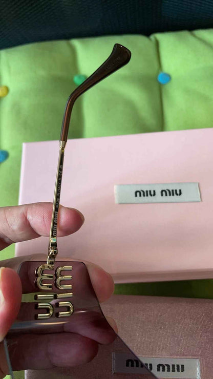 Men's and women's accessories sunglasses Miu