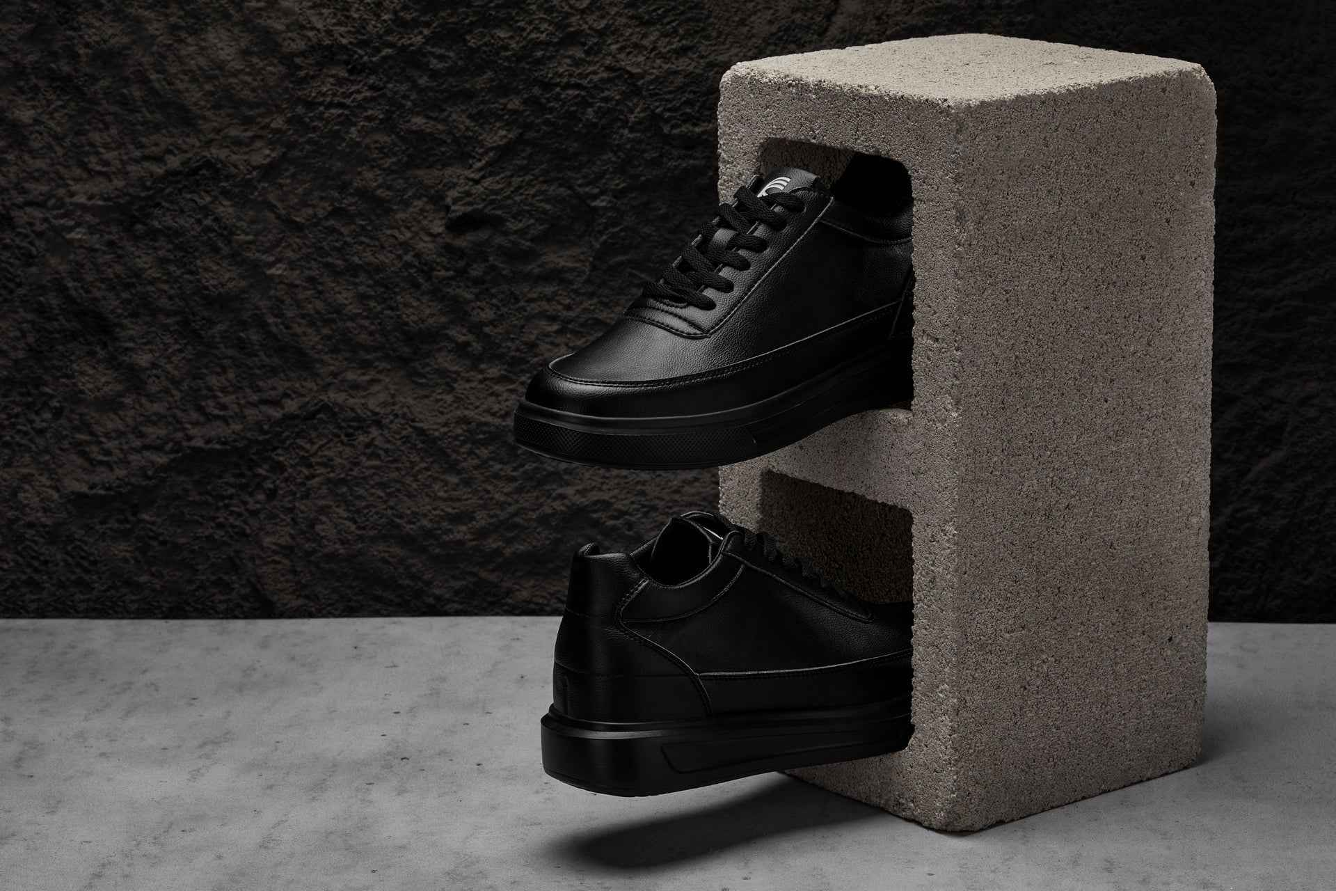 CALTO - X1646 - 2.8 Inches Taller (Pitch Black) - Lightweight Sneakers Tallmenshoes.com