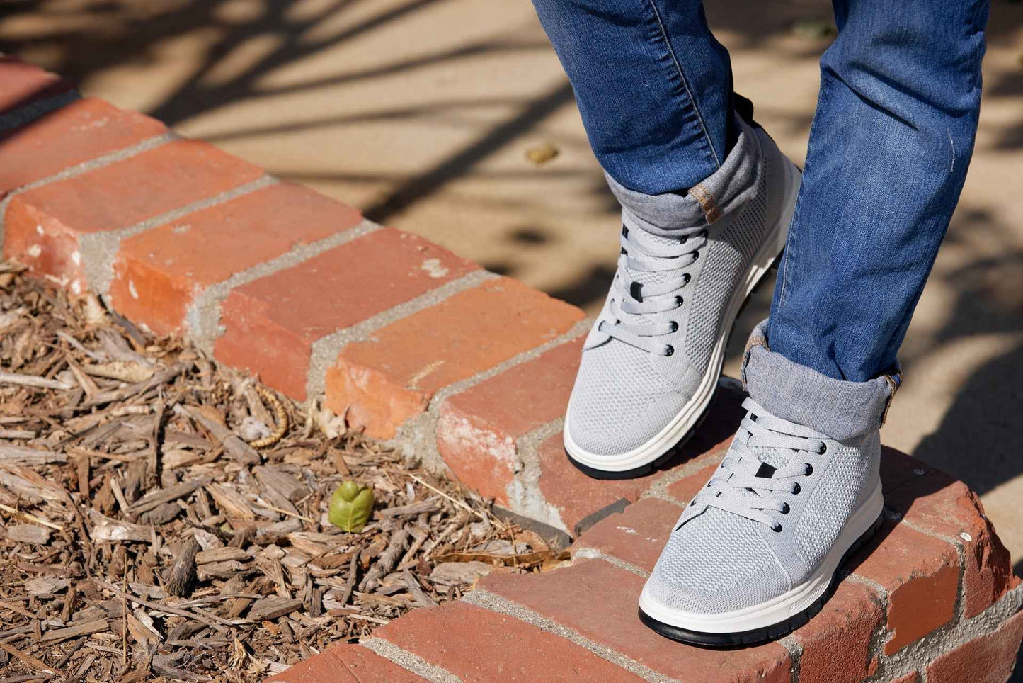 CALTO - X2324 - 2.4 Inches Taller (Pewter Grey/White & Black Sole) - Lace Up Casual Sneaker - Lightweight Tallmenshoes.com
