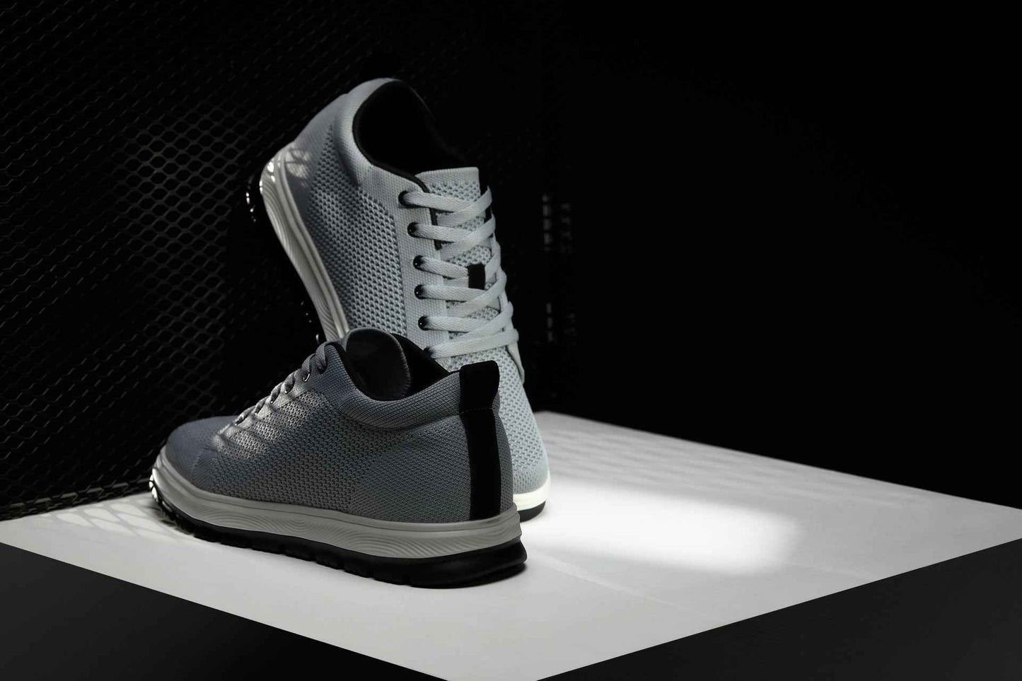 CALTO - X2324 - 2.4 Inches Taller (Pewter Grey/White & Black Sole) - Lace Up Casual Sneaker - Lightweight Tallmenshoes.com