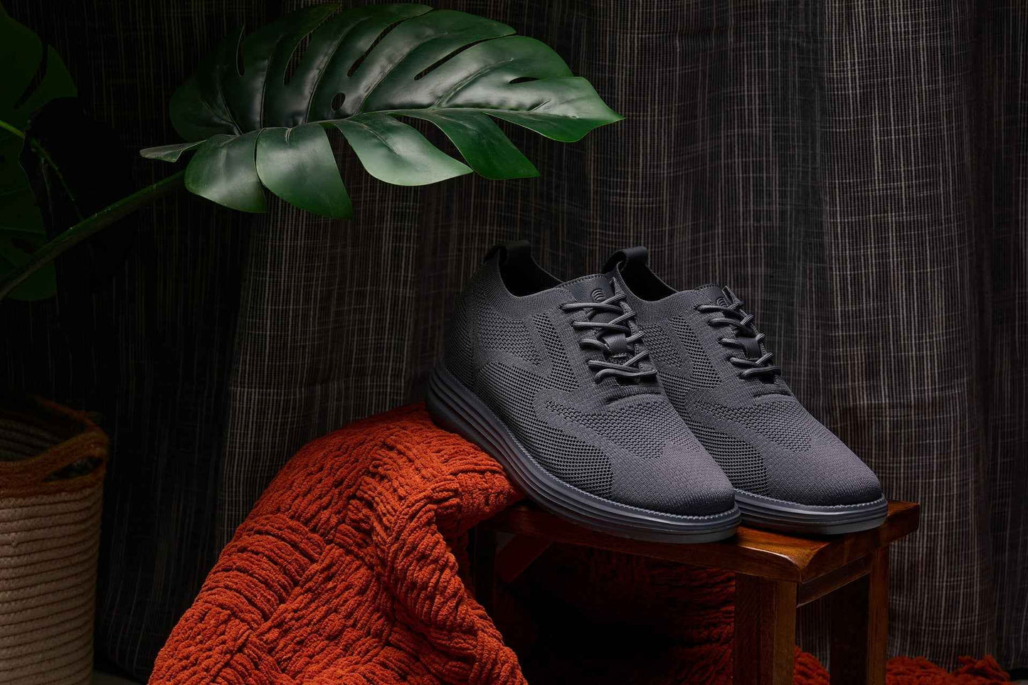CALTO - X2641 - 2.8 Inches Taller (Iron/Dark Grey Sole) - Lace Up Casual Walker - Lightweight Tallmenshoes.com
