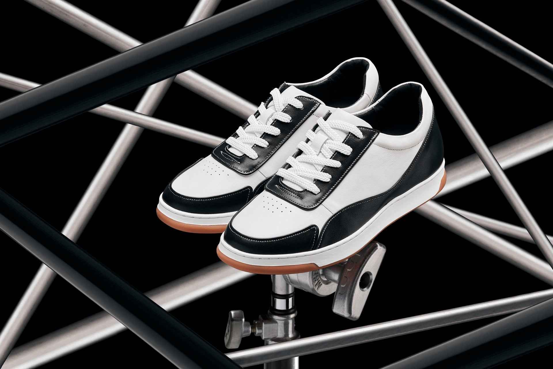 CALTO - Y7884 - 2.6 Inches Taller (Black/White/White & Gum Sole) - Elevated Leather Sneakers Tallmenshoes.com
