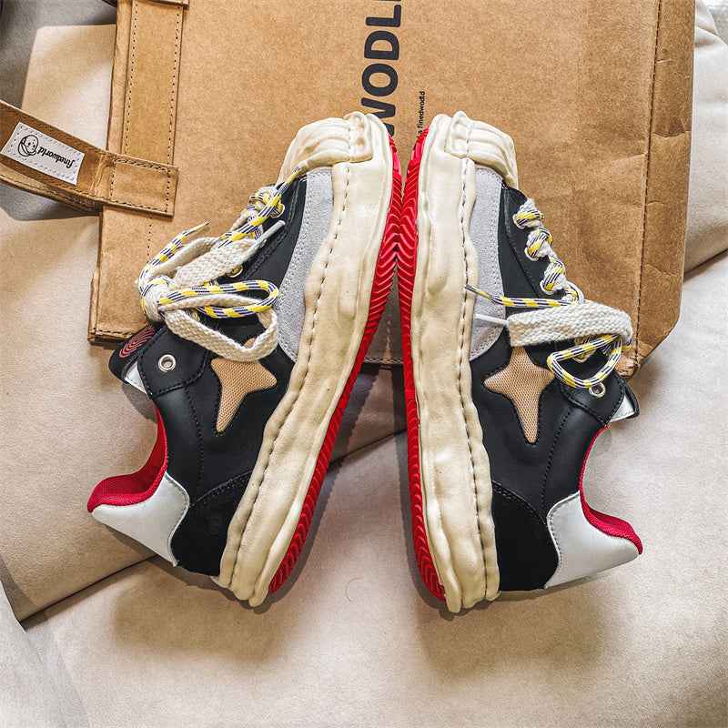 22020 EMA 12 Sneakers