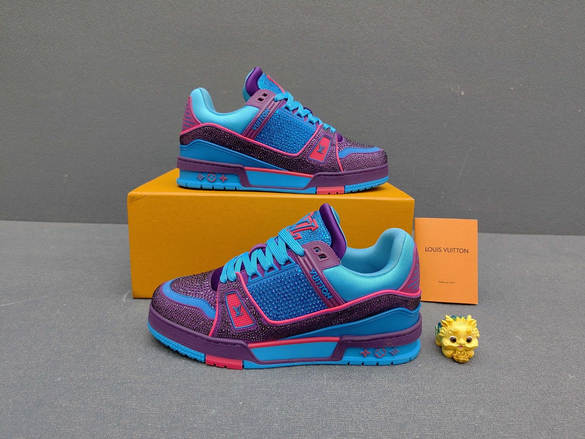 Virgil Abloh x LV Monogram Sneakers AS00400-01 air force 1 low