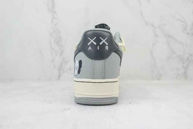 Custom Air Force 1 Low x KAWS KS6868-666