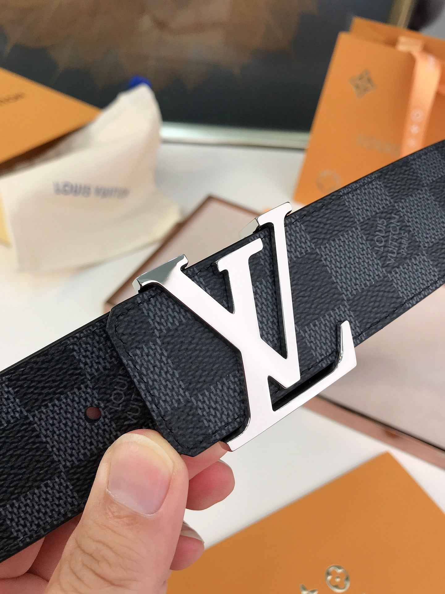 Vl - Luxury  LUV  BELTS 005