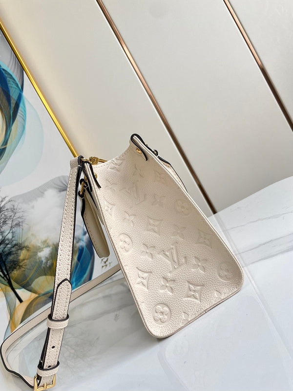 Wolvess - LOV Bags - 243 Wolvess