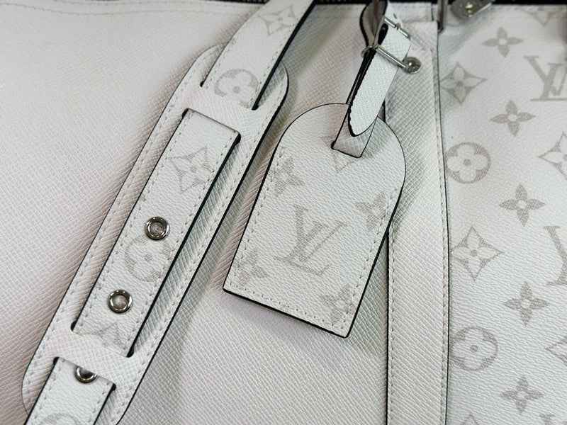 Wolvess - LOV Bags - 411