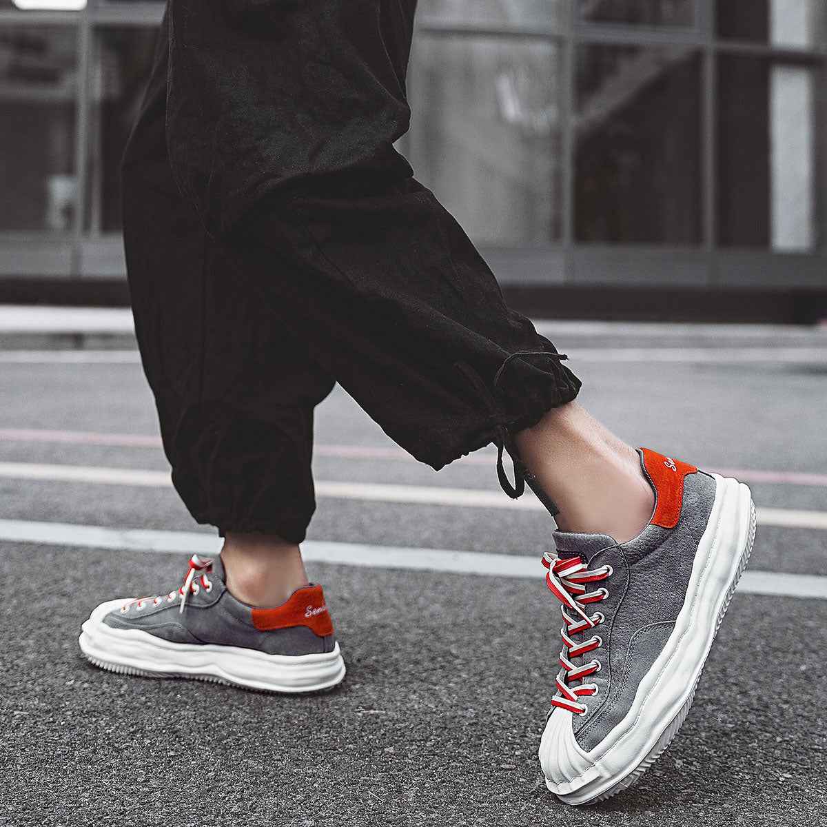 LQ225 EMA 11 Sneakers