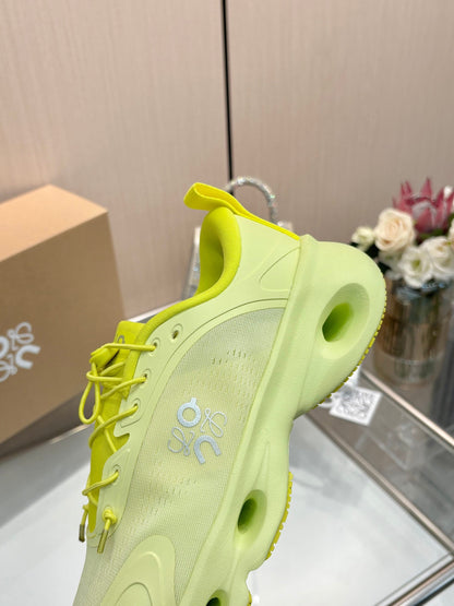 LOEWE x On Cloudsolo loewe