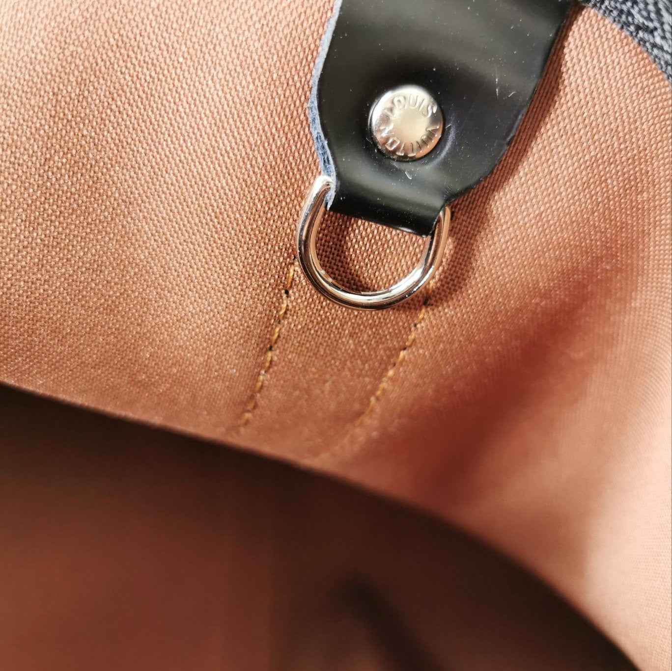 VL - Luxury Edition Monogram Bags LUV 260