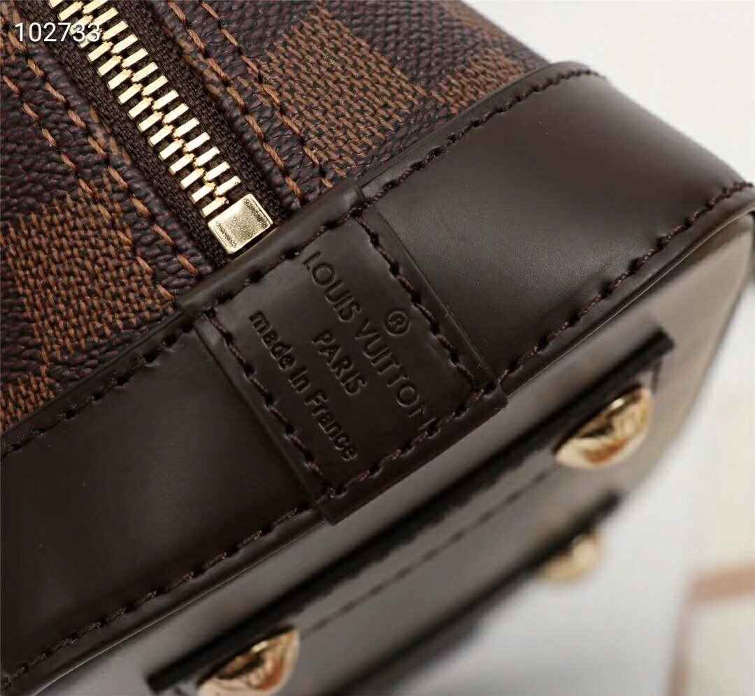 VL - Luxury Edition Monogram Bags LUV 300