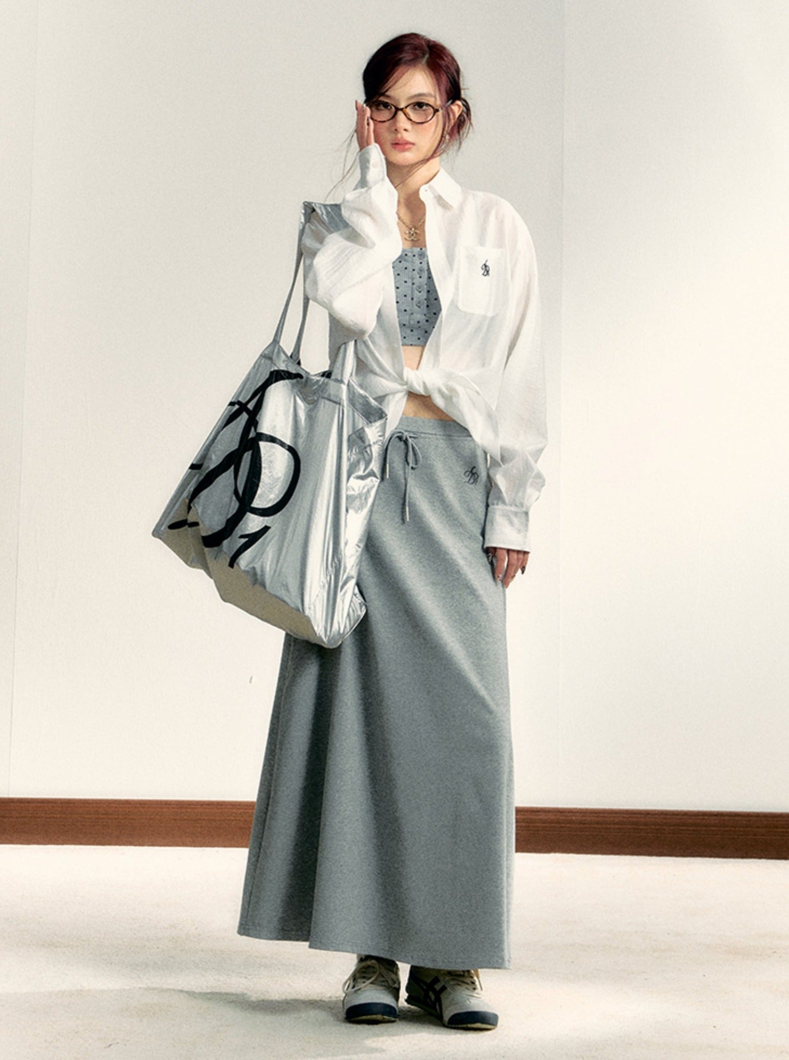 Metallic Silver Oversized Tote Bag: Large Capacity Shopper with Bold Logo Print - Wolvess