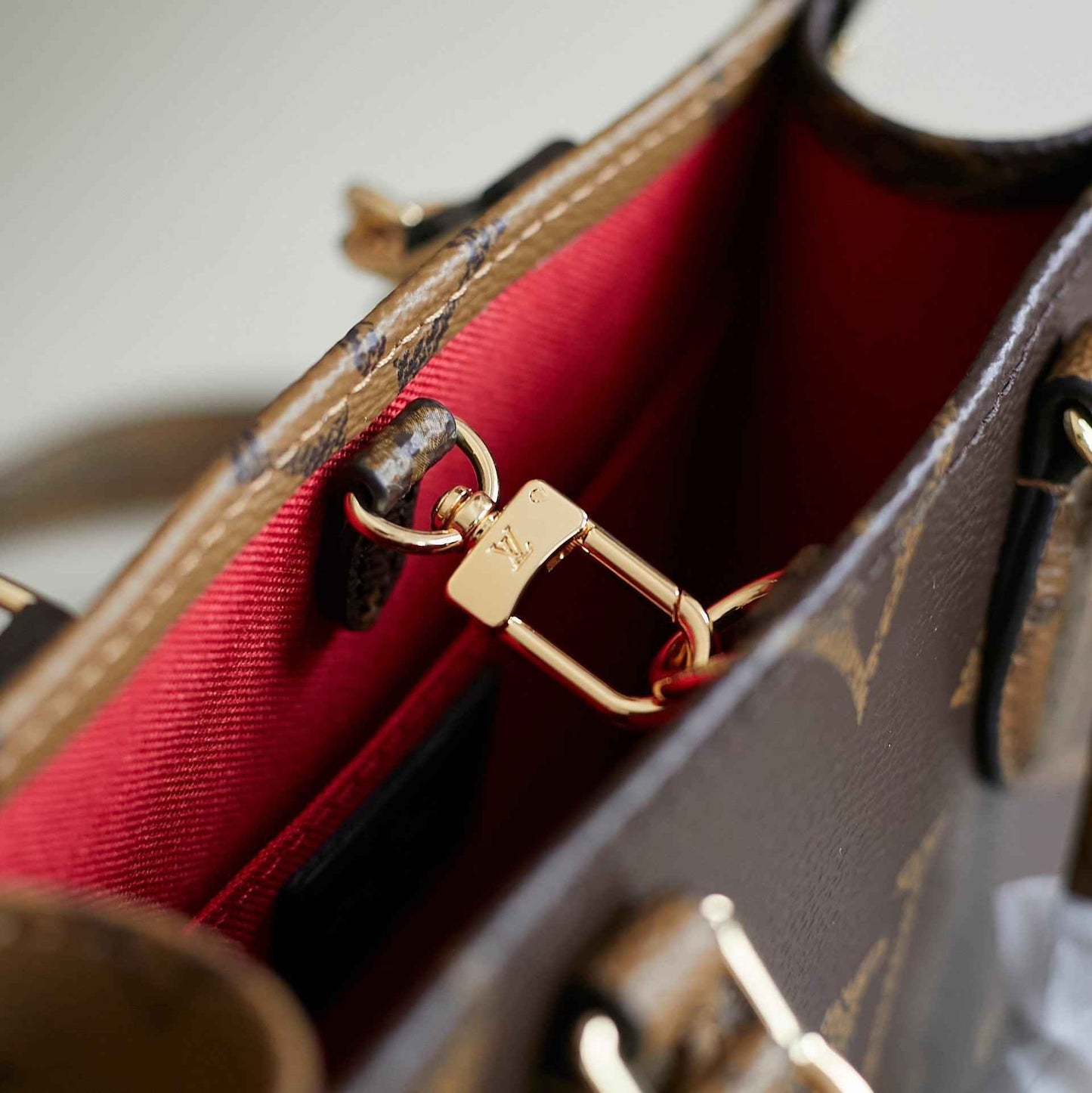 LuVi OnTheGo Monogram M46839