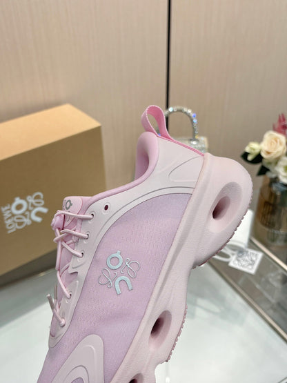 LOEWE x On Cloudsolo loewe