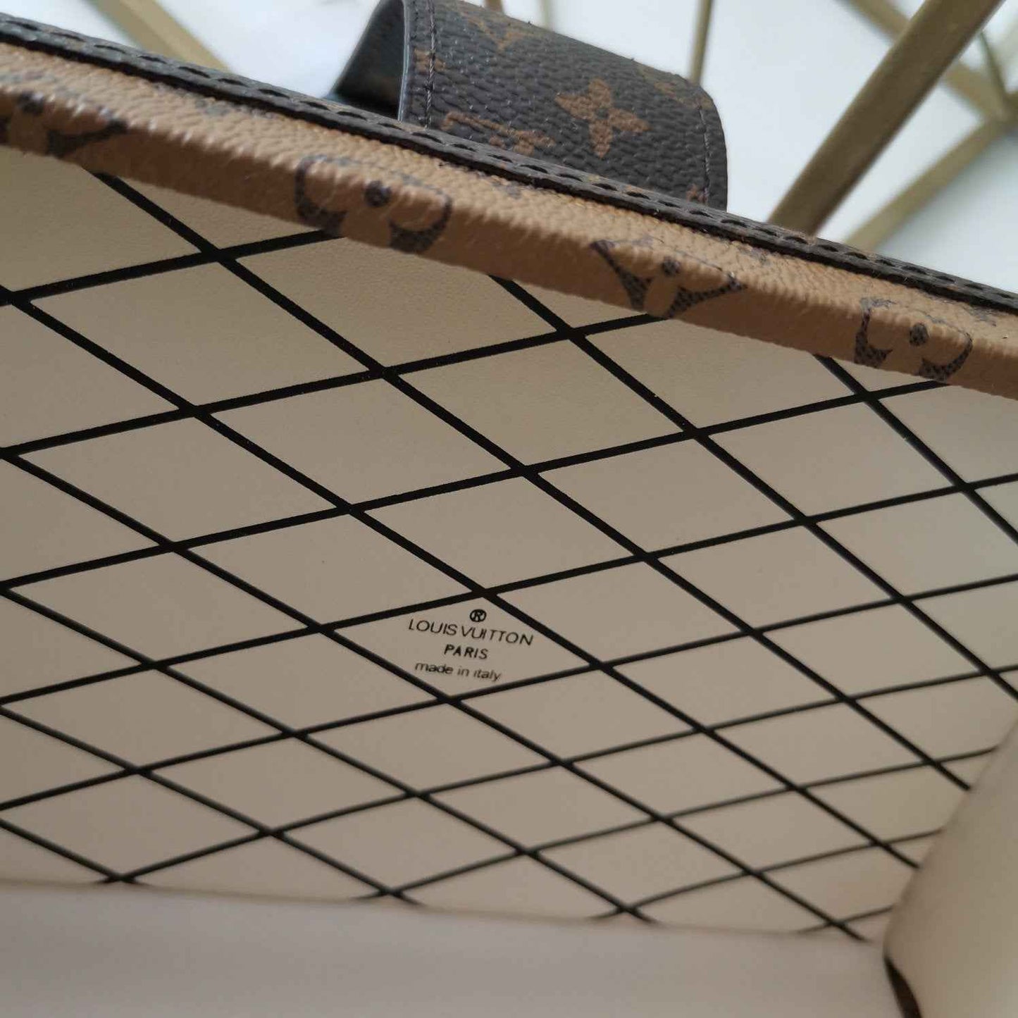 VL - Luxury Edition Monogram Bags LUV 241