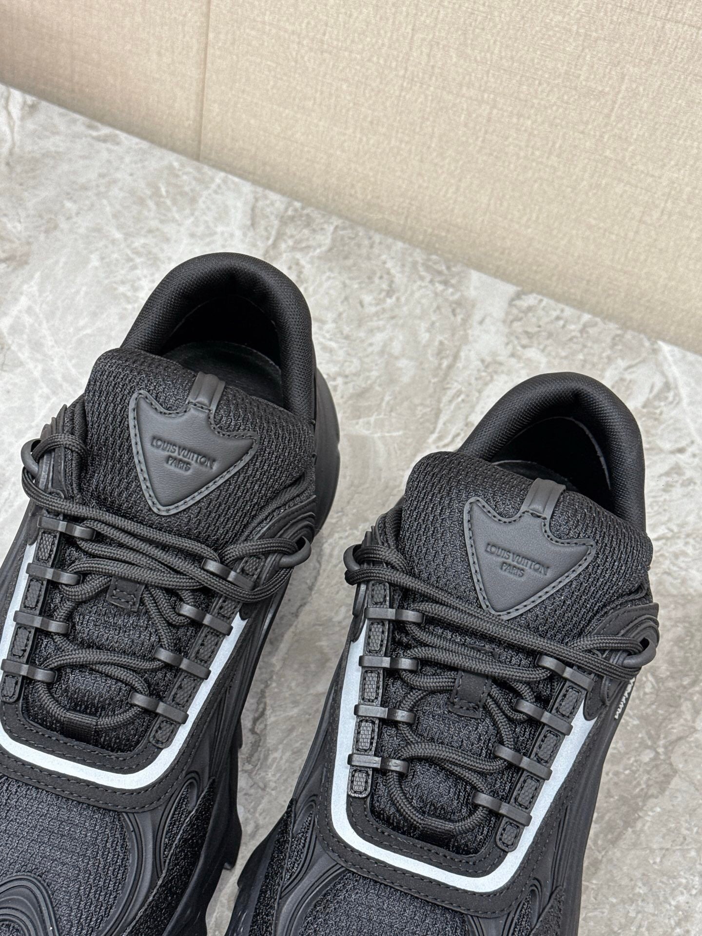 LV Monogram Runner AS00440 - Wolvess
