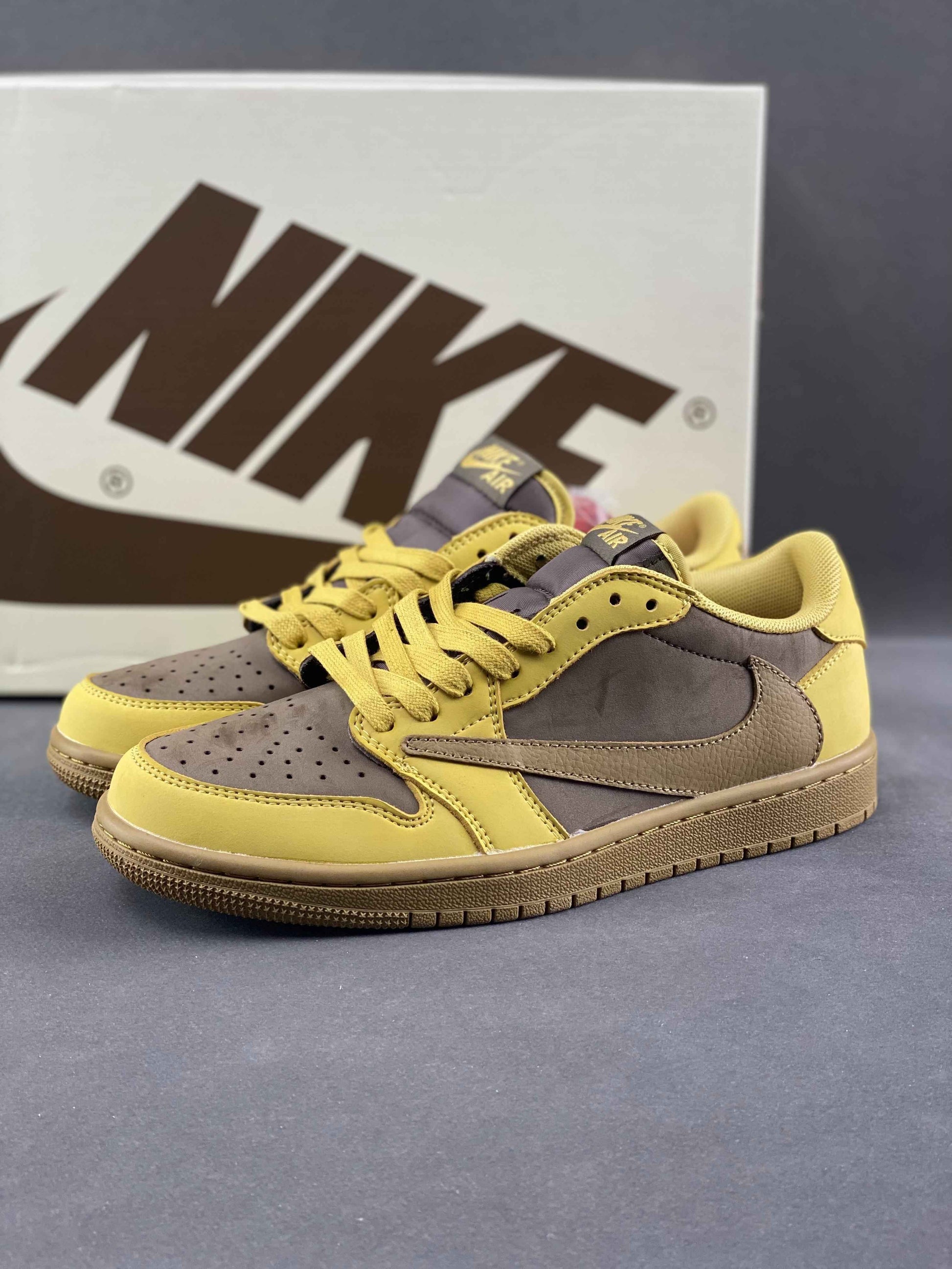 Custom Air Jordan 1 Low x Travis Scott DM7866 665