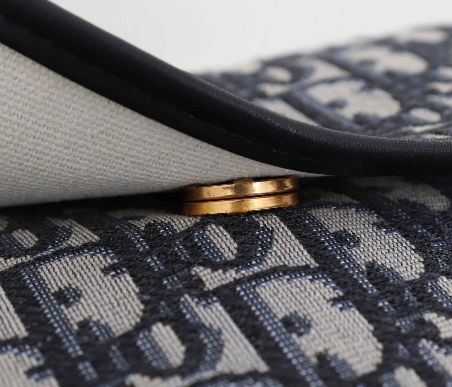 VL - Luxury Edition Bags DIR 166