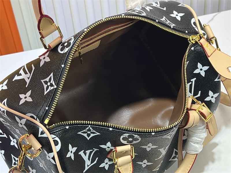 Sneakernational LV Monogram M24422