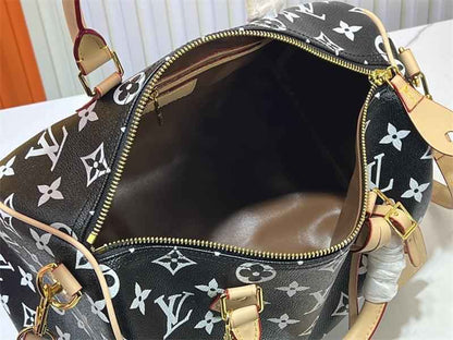 Sneakernational LV Monogram M24422