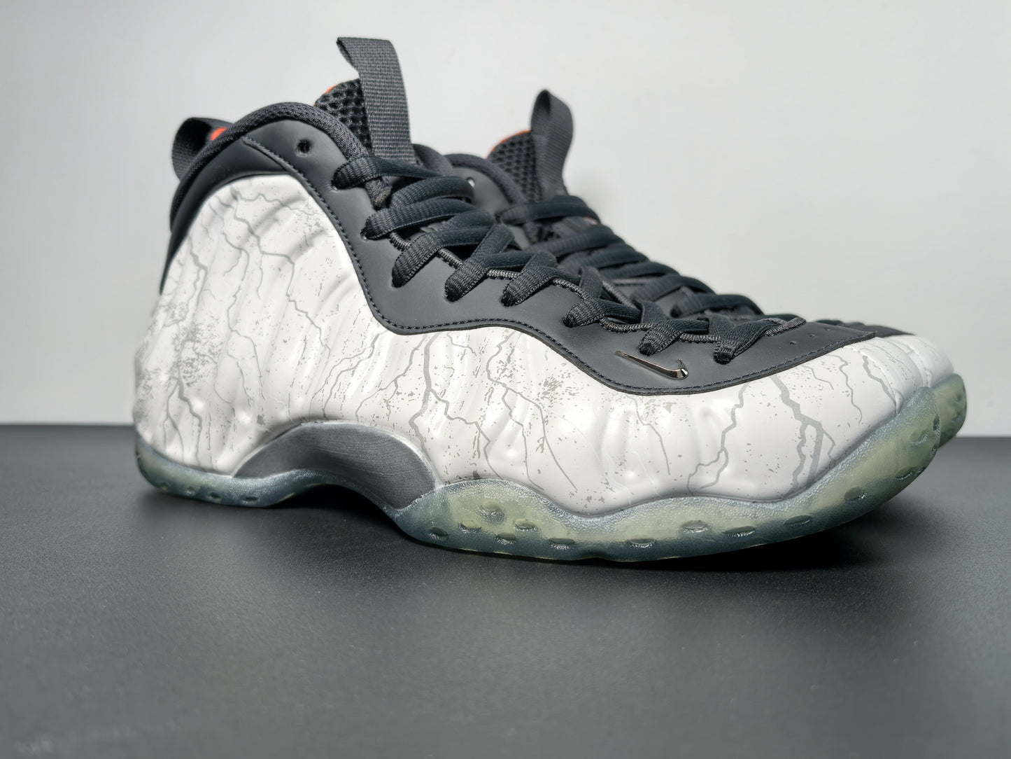 Air Foamposite One Premium “Armory Navy” AIR JORDAN