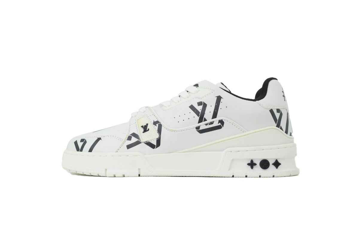 LV ARCH Light Sneaker