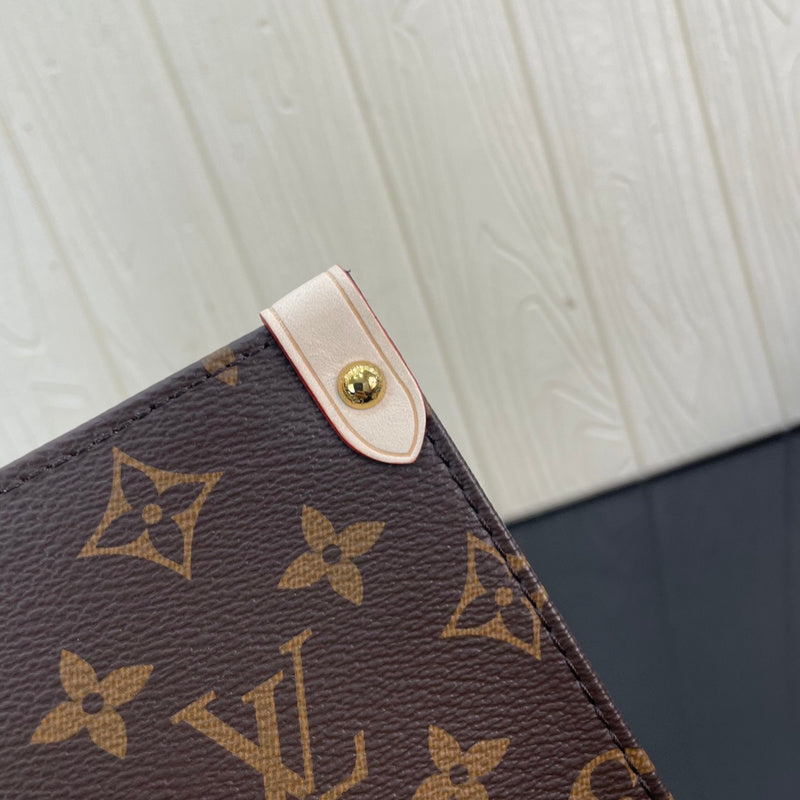 Wolvess - LOV Bags - 209 Wolvess