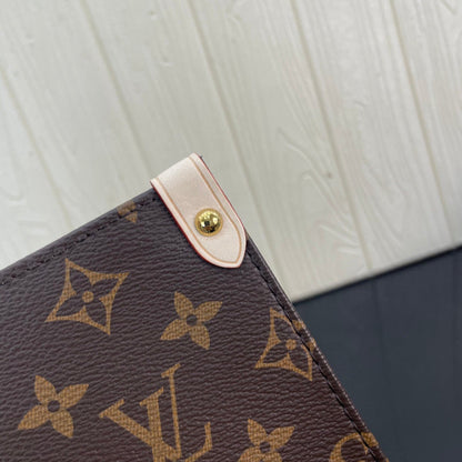 Wolvess - LOV Bags - 209 Wolvess