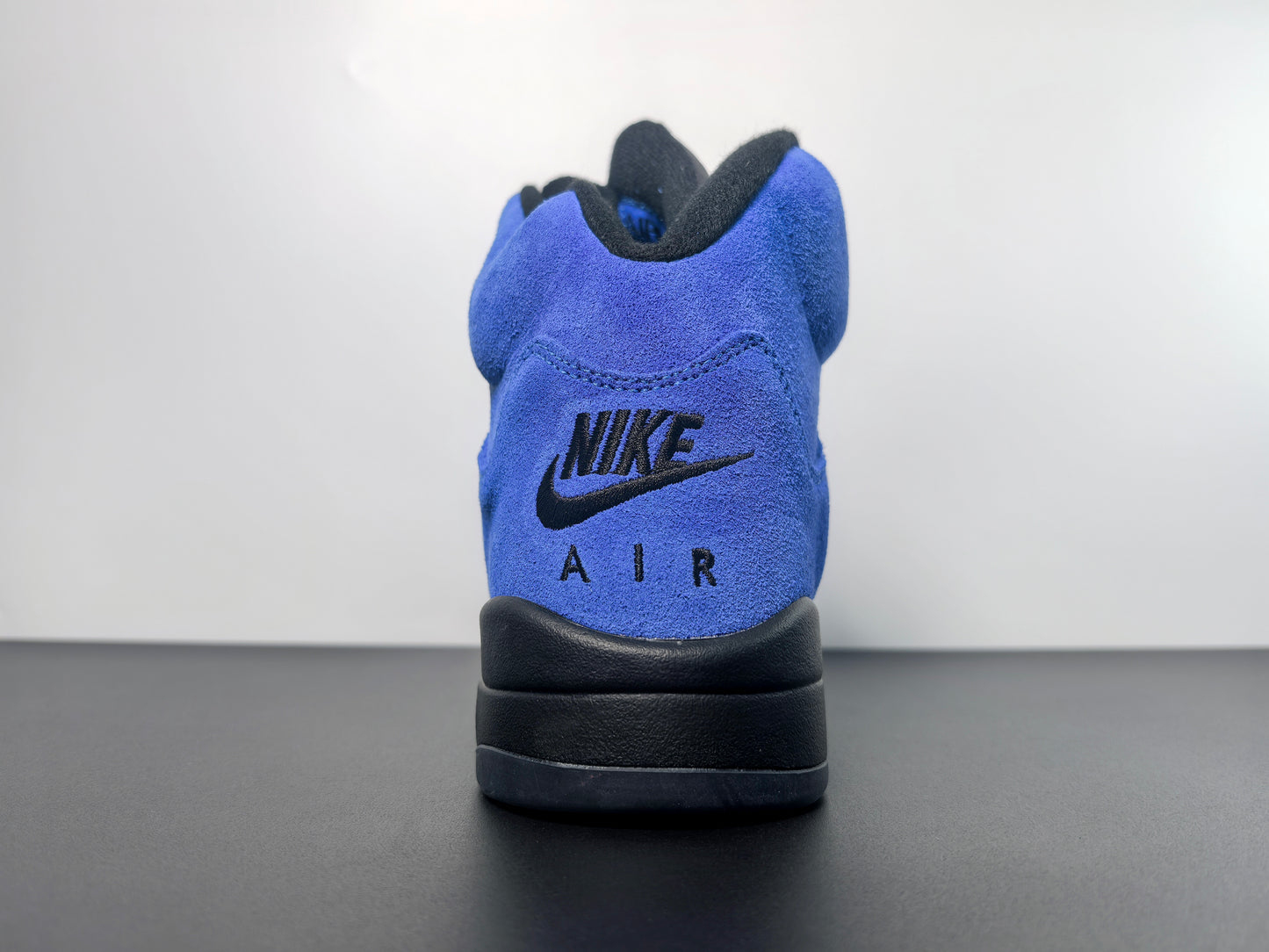 Air Jordan 5 Retro Blue Suede DD0587-400 loewe