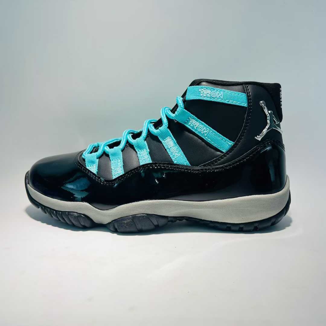 Air Jordan 11 Retro YV5869 558 Luxuryurbanwear