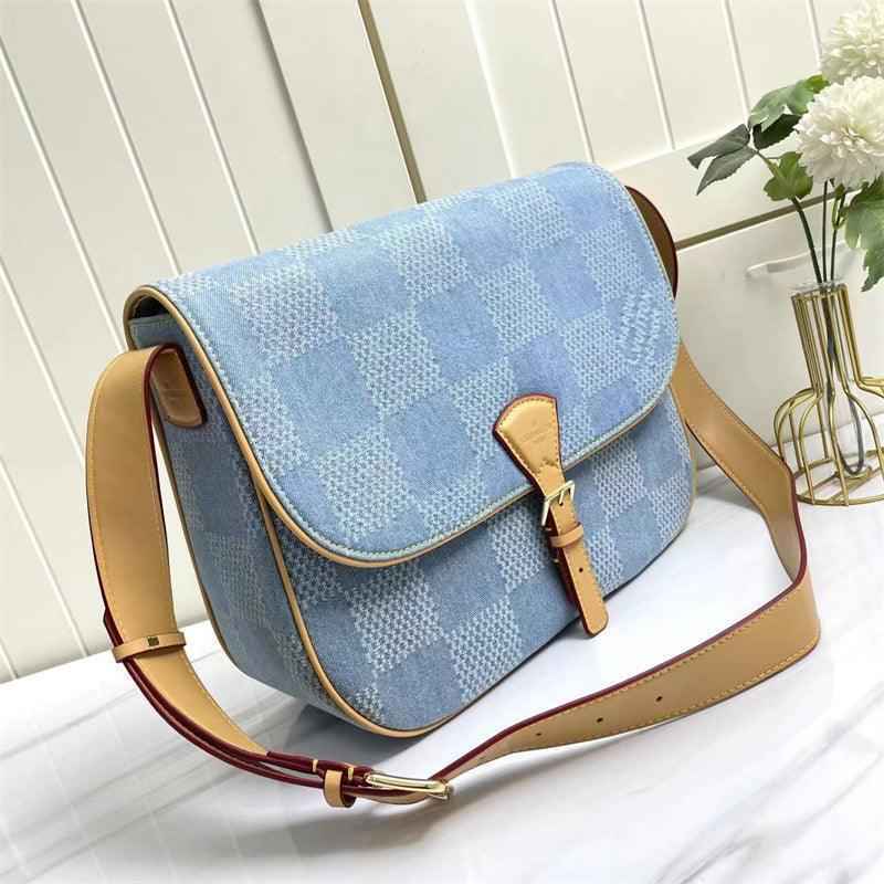 Sneakernational LuVi Paris Bag M40743