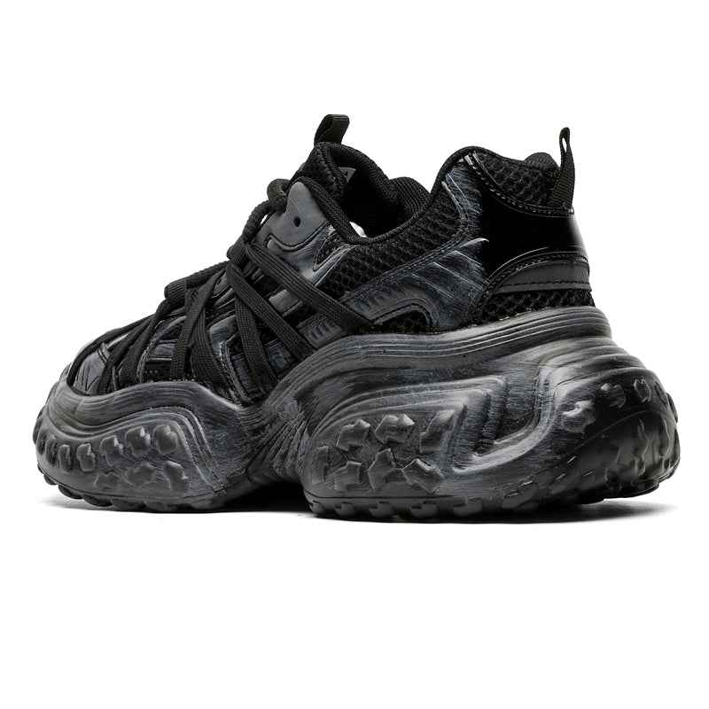 S8888 Black Tire Sneakers