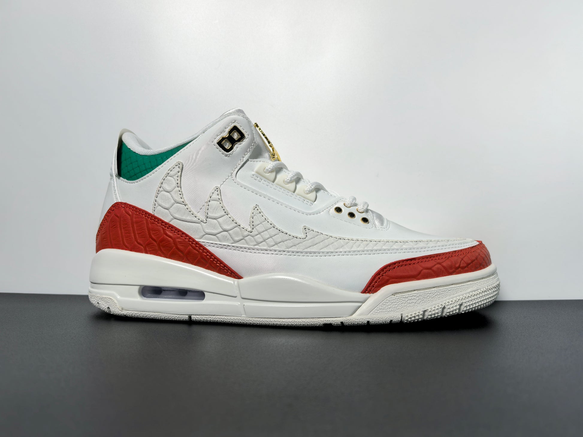 Jordan Air Jordan 3 Mexico “El Vuelo” balenciaga